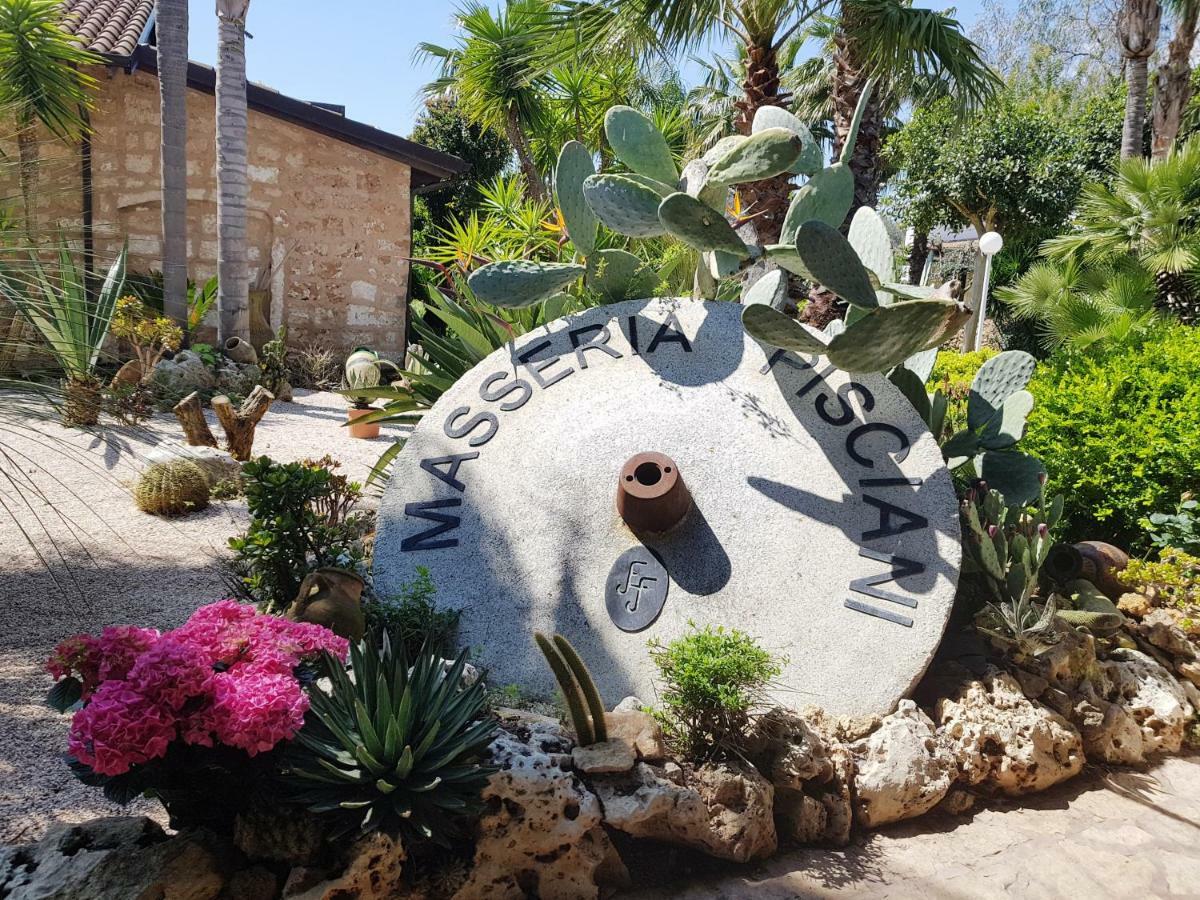 Masseria Pisciani Torchiarolo ภายนอก รูปภาพ