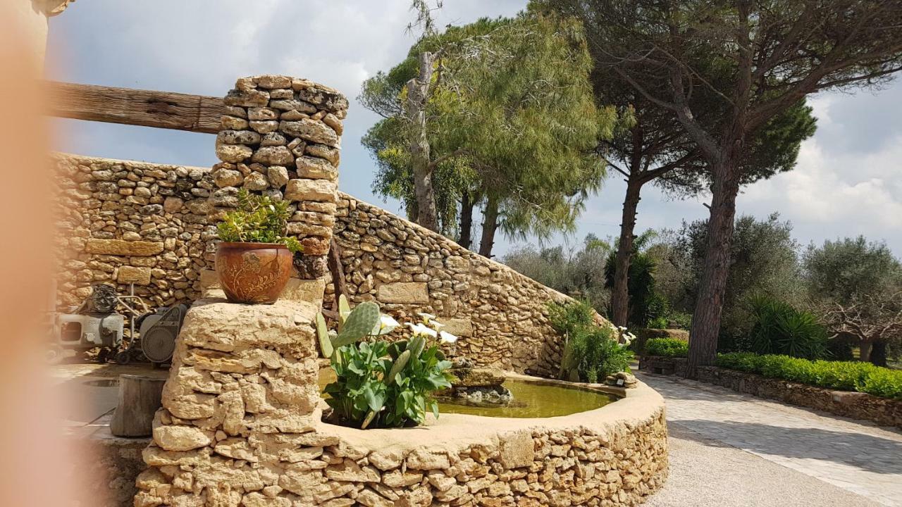 Masseria Pisciani Torchiarolo ภายนอก รูปภาพ